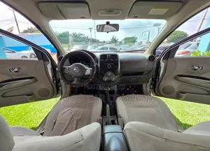 Nissan Almera 2013 Silver