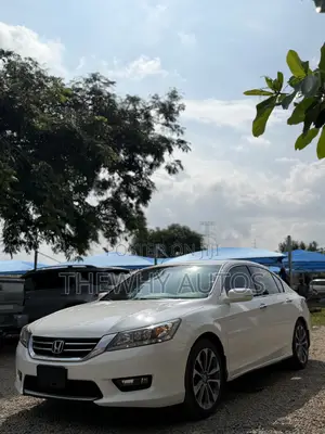 Honda Accord EX-L 4dr Sedan w/Navigation (2.4L 4cyl CVT) 2014 White