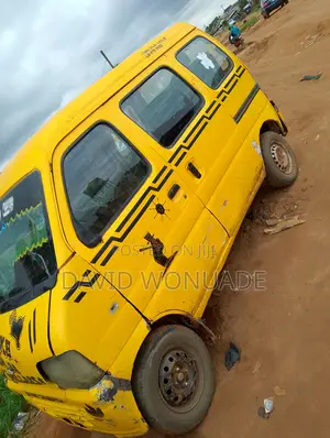 Suzuki Every 2004 Yellow
