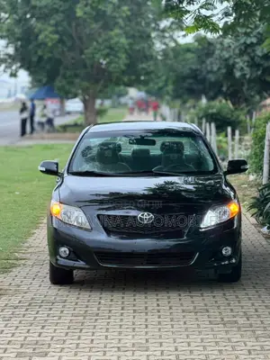 Toyota Corolla LE 4dr Sedan (1.8L 4cyl 4A) 2010 Black