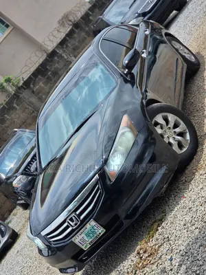 Honda Accord 2010 Black