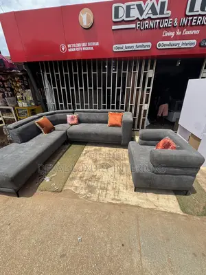 L Chair, 7seater With Throw Pillows