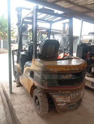 2.5tons Cat Forklift