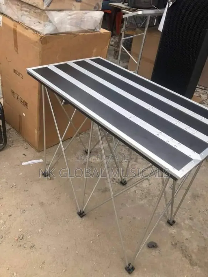 Dj Table Stand