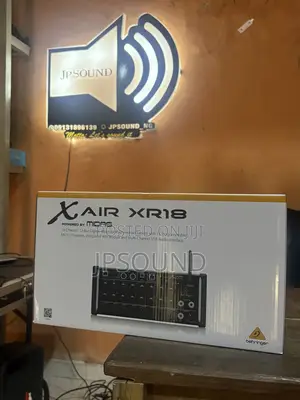 Behringer Digital Mixer X Air 18