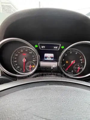 Mercedes-Benz GLE-Class GLE 350d 4MATIC 2017 White