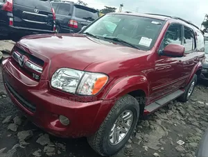 Toyota Sequoia 2004 Red
