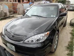Toyota Camry LE 4dr Sedan (2.4L 4cyl 4A) 2004 Black