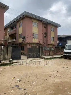 3bdrm Block of Flats in Adesina Area, Agbado for sale