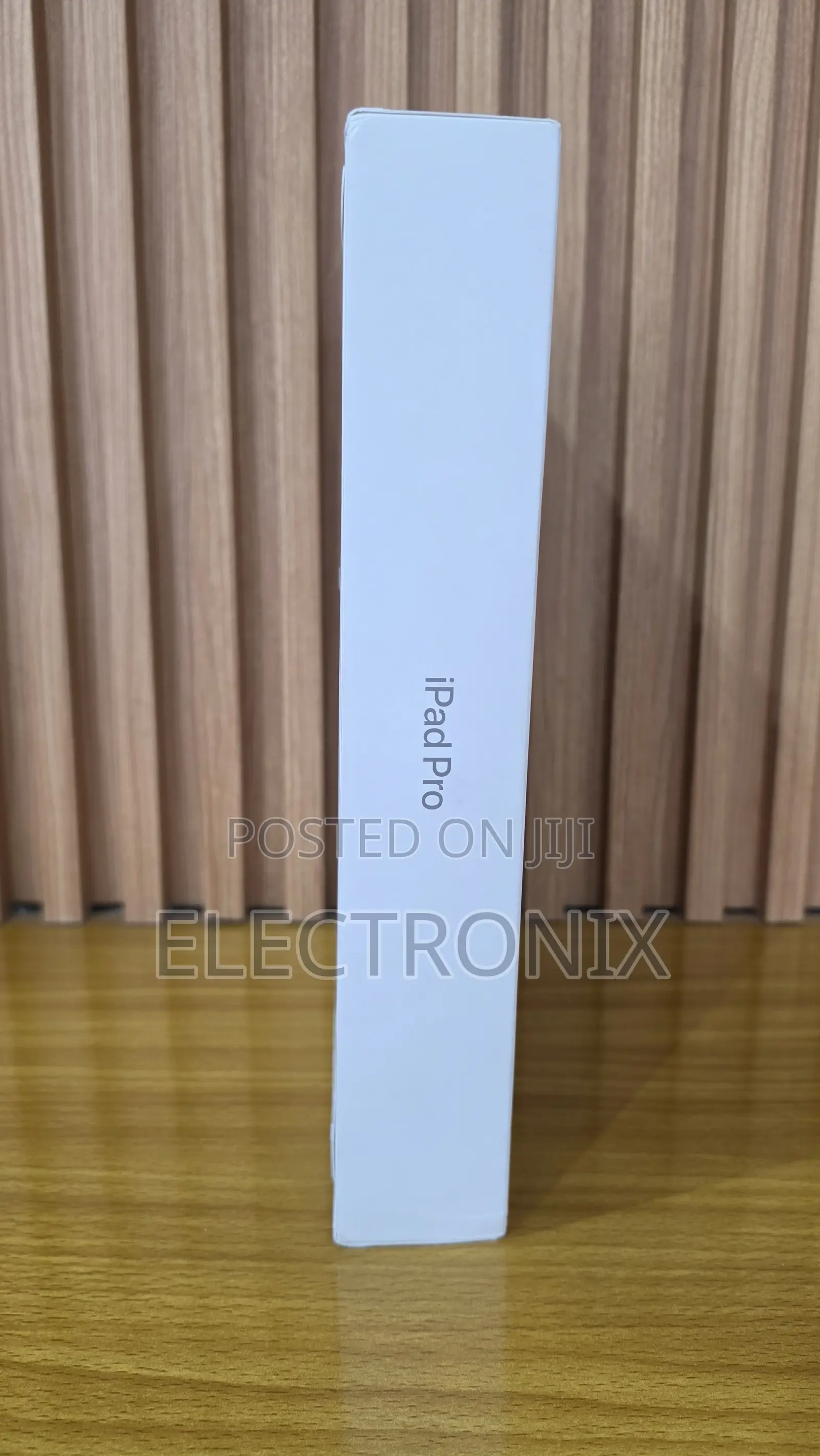 New Apple iPad Pro 13 (2025) 512 GB Silver