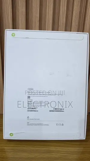 New Apple iPad Pro 13 (2025) 512 GB Silver