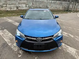Toyota Camry SE 4dr Sedan (2.5L 4cyl 6A) 2016 Blue