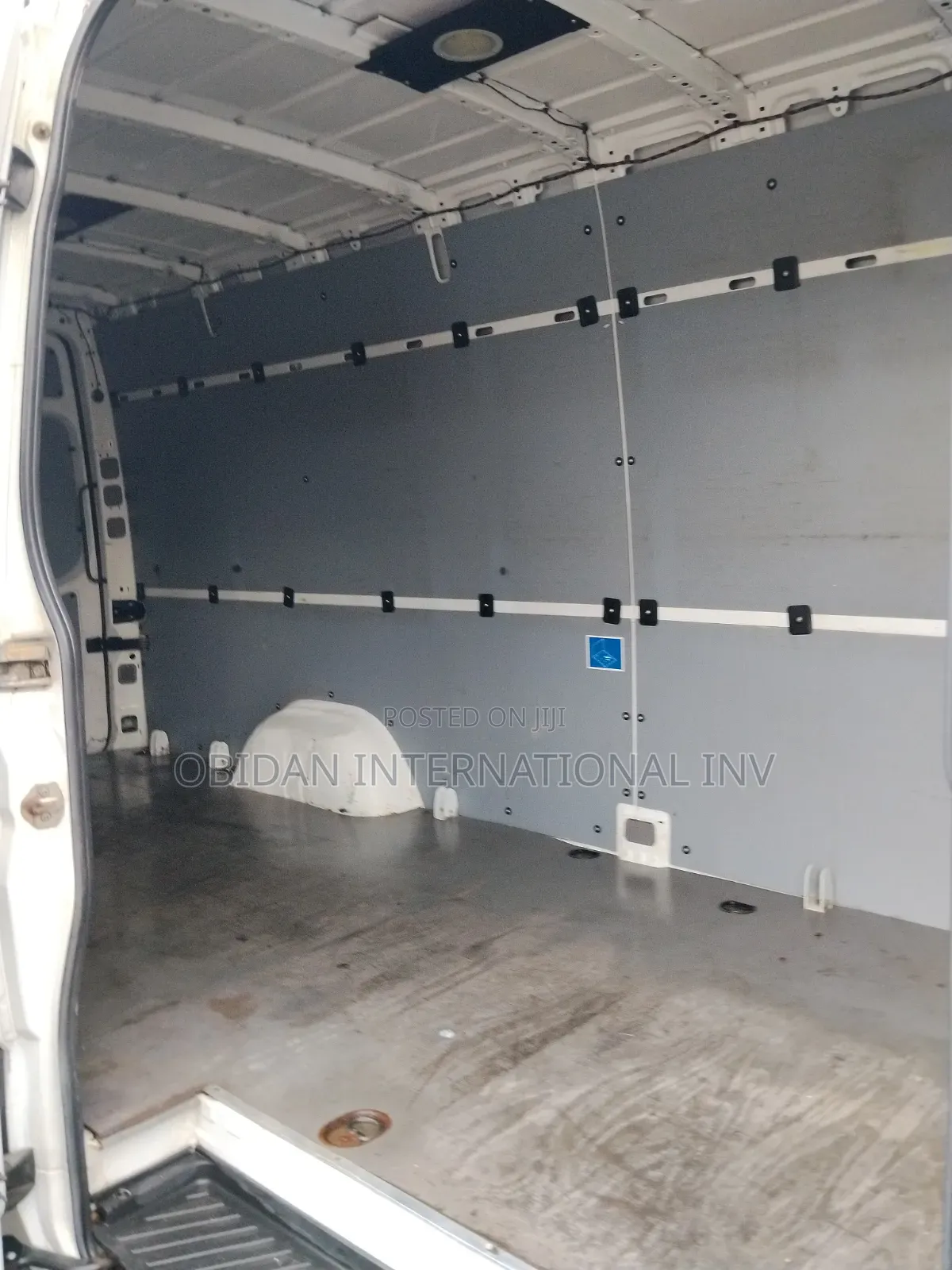 Mercedes-Benz Sprinter 2013 White