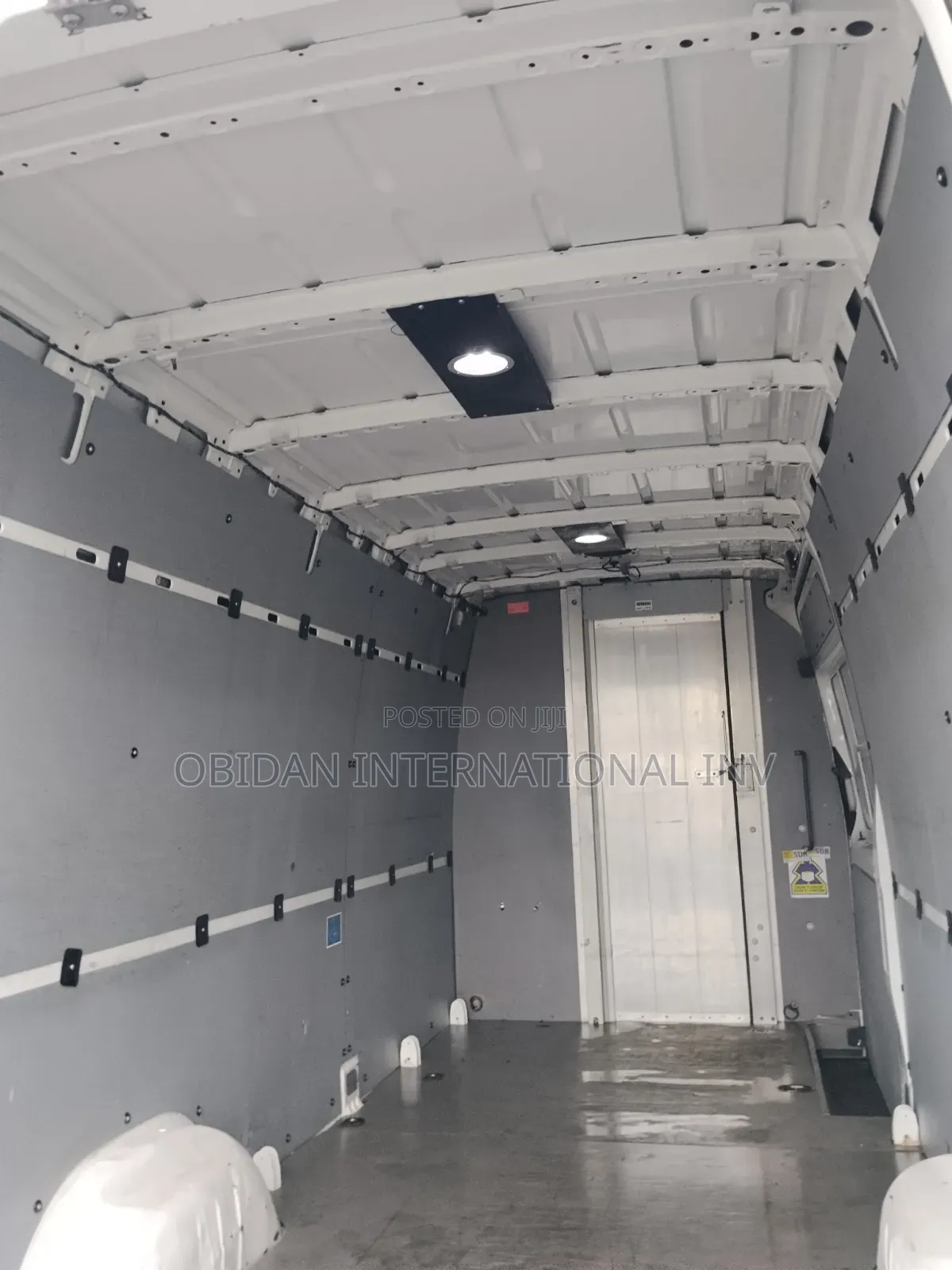 Mercedes-Benz Sprinter 2013 White