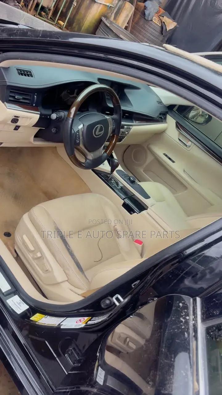 Lexus ES 2014 Black