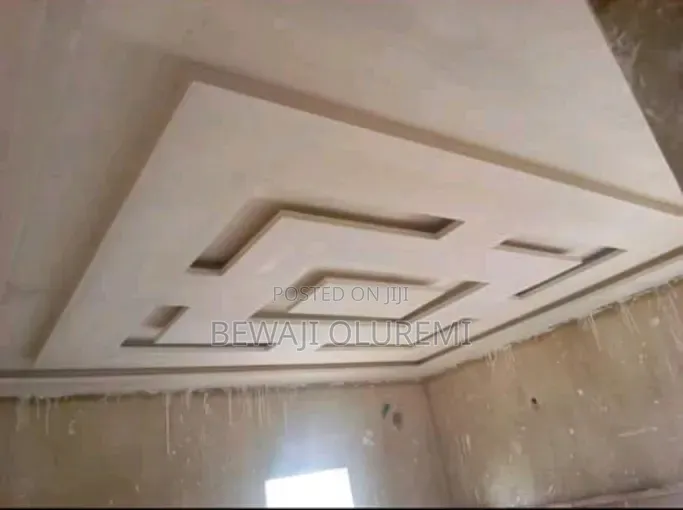 Pop and Polystyrene Ceiling