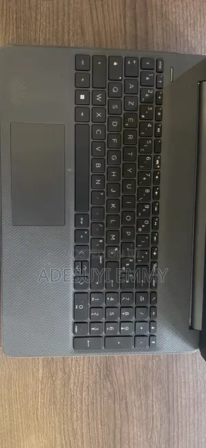 Laptop HP 15s 8GB Intel Celeron SSD 256GB