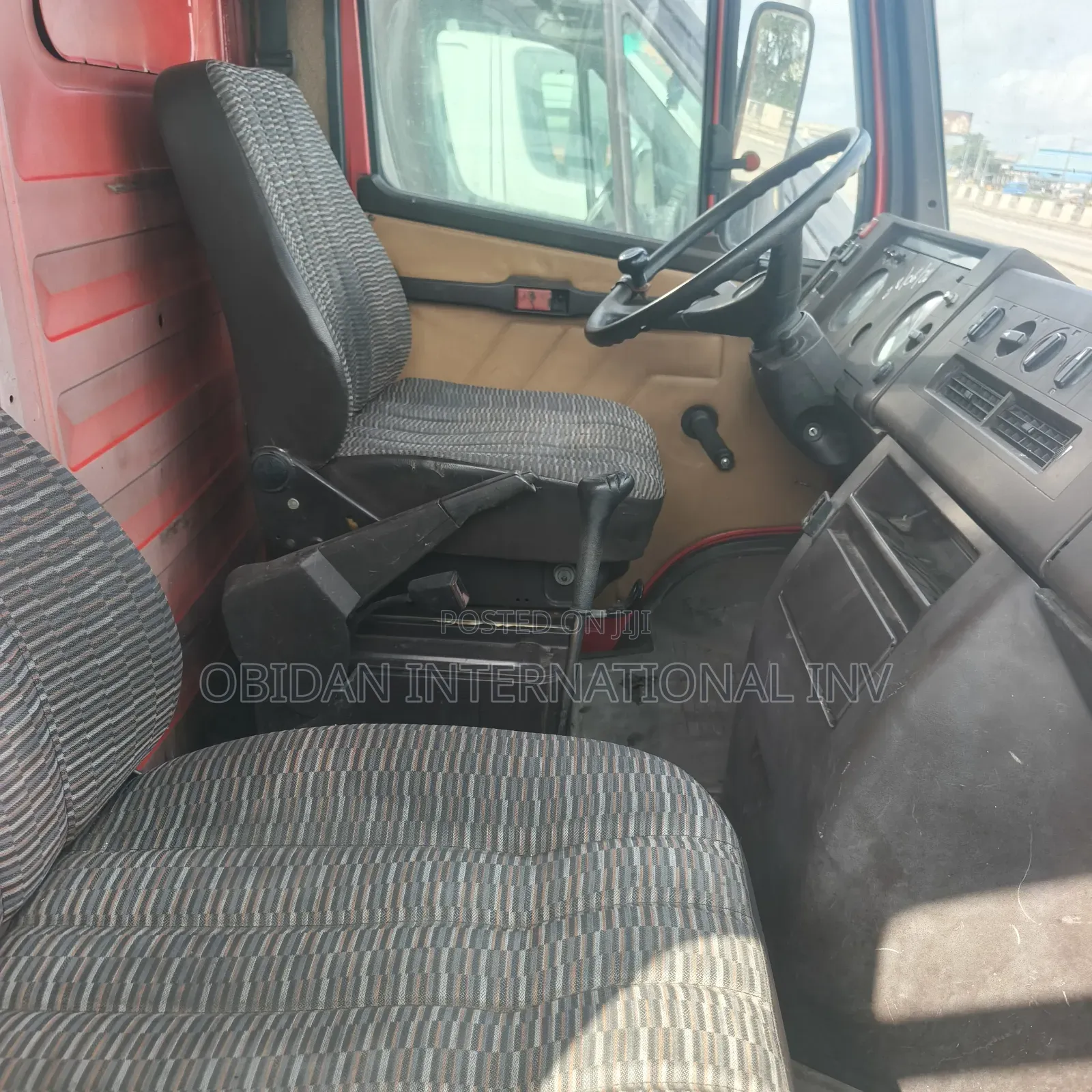 Mercedes-Benz 814D 1998 Orange