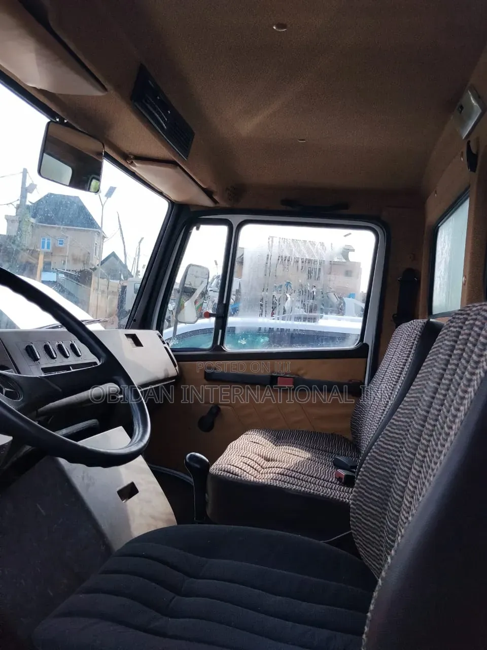 Mercedes-Benz 814D 1998 Orange