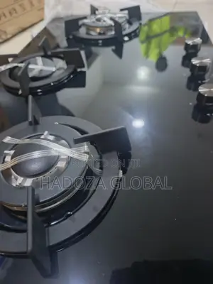 Polystar 3-Burner Gas Hob – Stylish Home Appliance