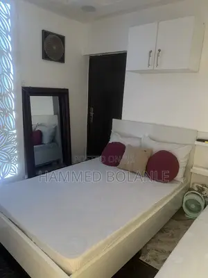 Girls House