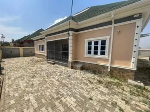 3bdrm Bungalow in Sabon Lugbe for sale
