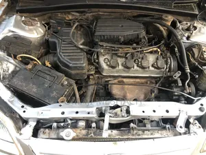 Honda Civic 2004 Silver
