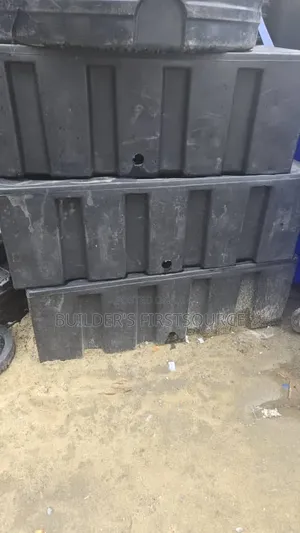 Slimline Plastic Water Storage Tank