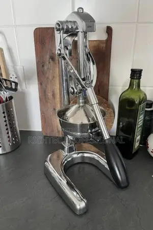 Heavy-Duty Stainless Steel Manual Citrus Juicer – Hand Press Squeezer