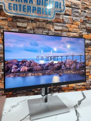 HP E24 G4 Full HD (1080p) IPS Office Monitor Optimized for Workplace