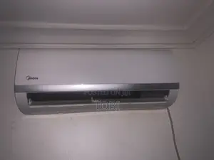 Midea 1HP Air Conditioner