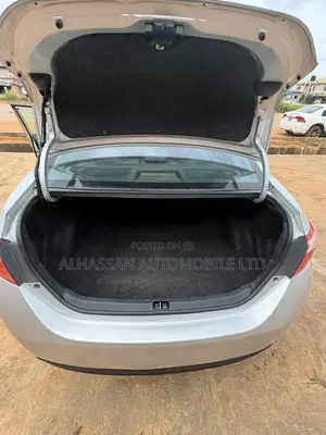 Toyota Corolla 2018 Silver