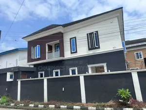 5bdrm Duplex in Osapa london for rent