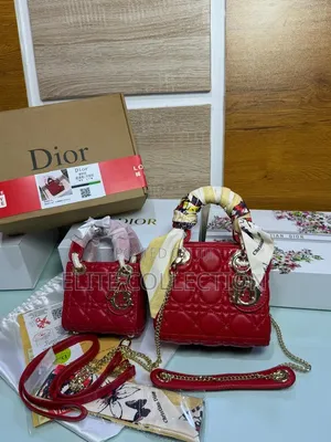 Luxury Lady Dior Bag 
Comes in a Branded Double Box Bag 
Midi And
Mini