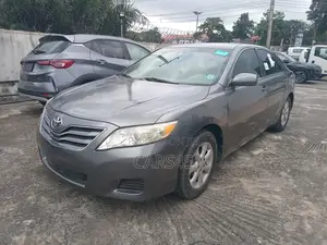 Toyota Camry 2011 Gray