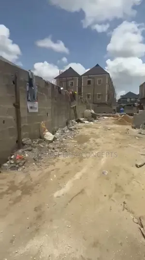 Half Plot of Land for Sale at Oloruntoyin Street Bariga