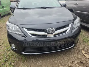 Toyota Corolla LE 4dr Sedan (1.8L 4cyl 4A) 2012 Black