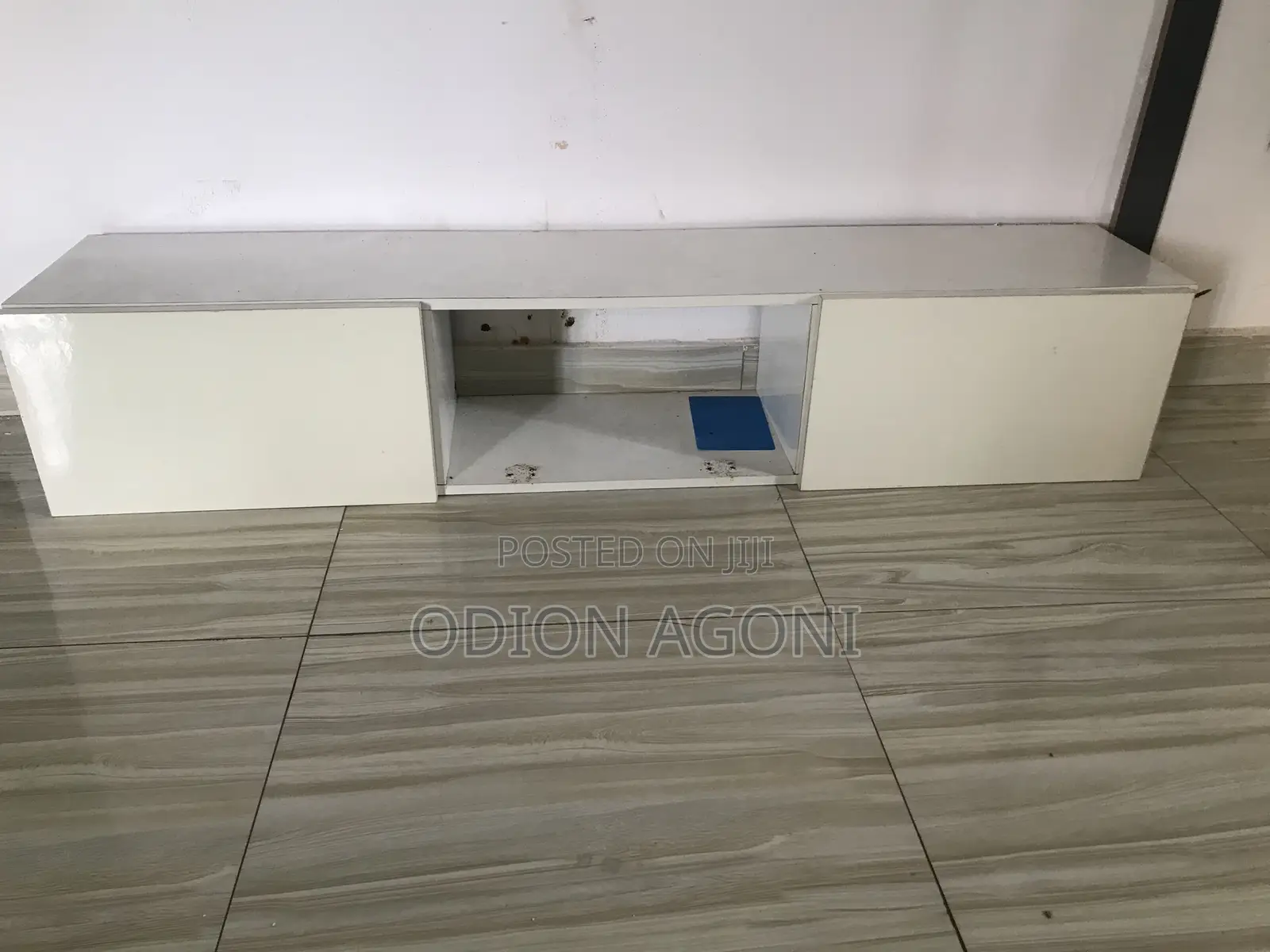 Used Floting TV Shelf