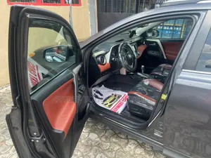 Toyota RAV4 2016 Gray