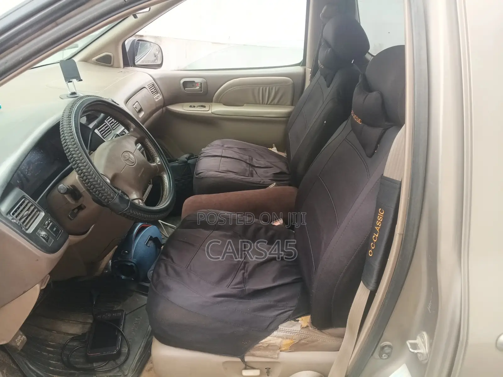 Toyota Sienna 1998 Gold