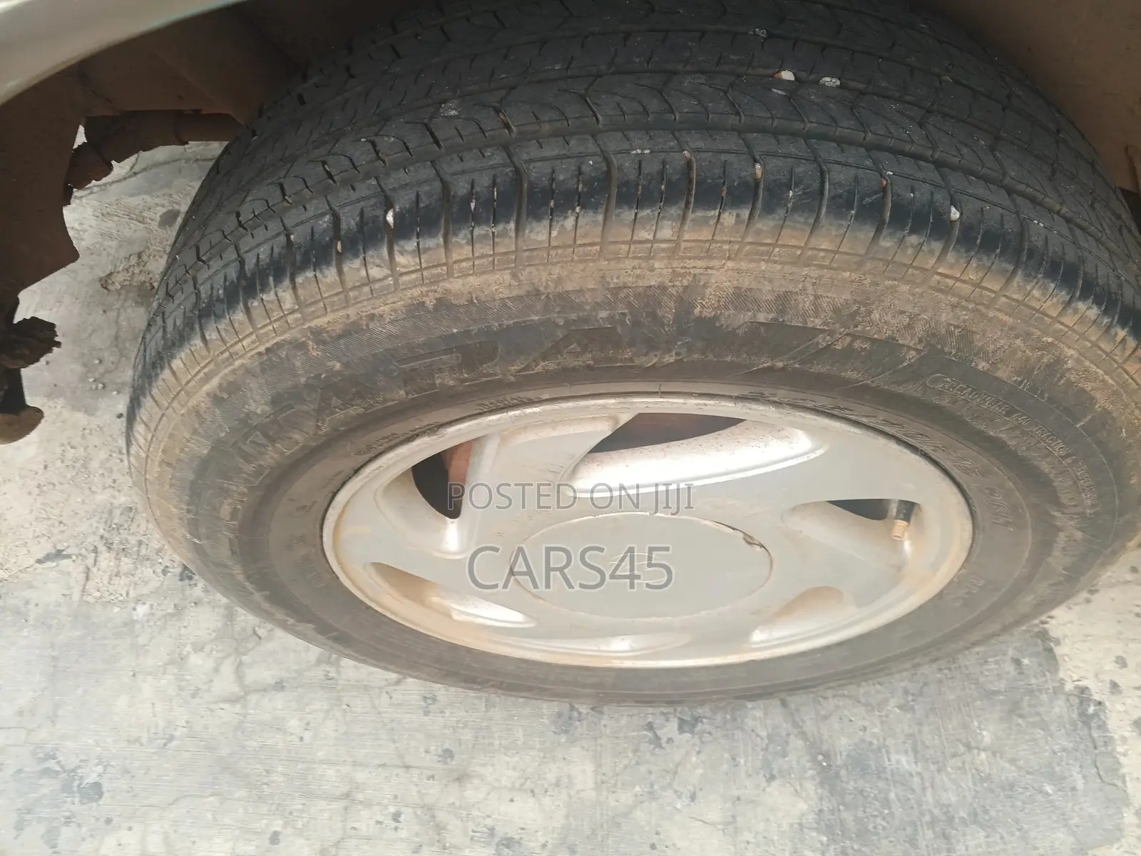 Toyota Sienna 1998 Gold