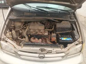 Toyota Sienna 1998 Gold