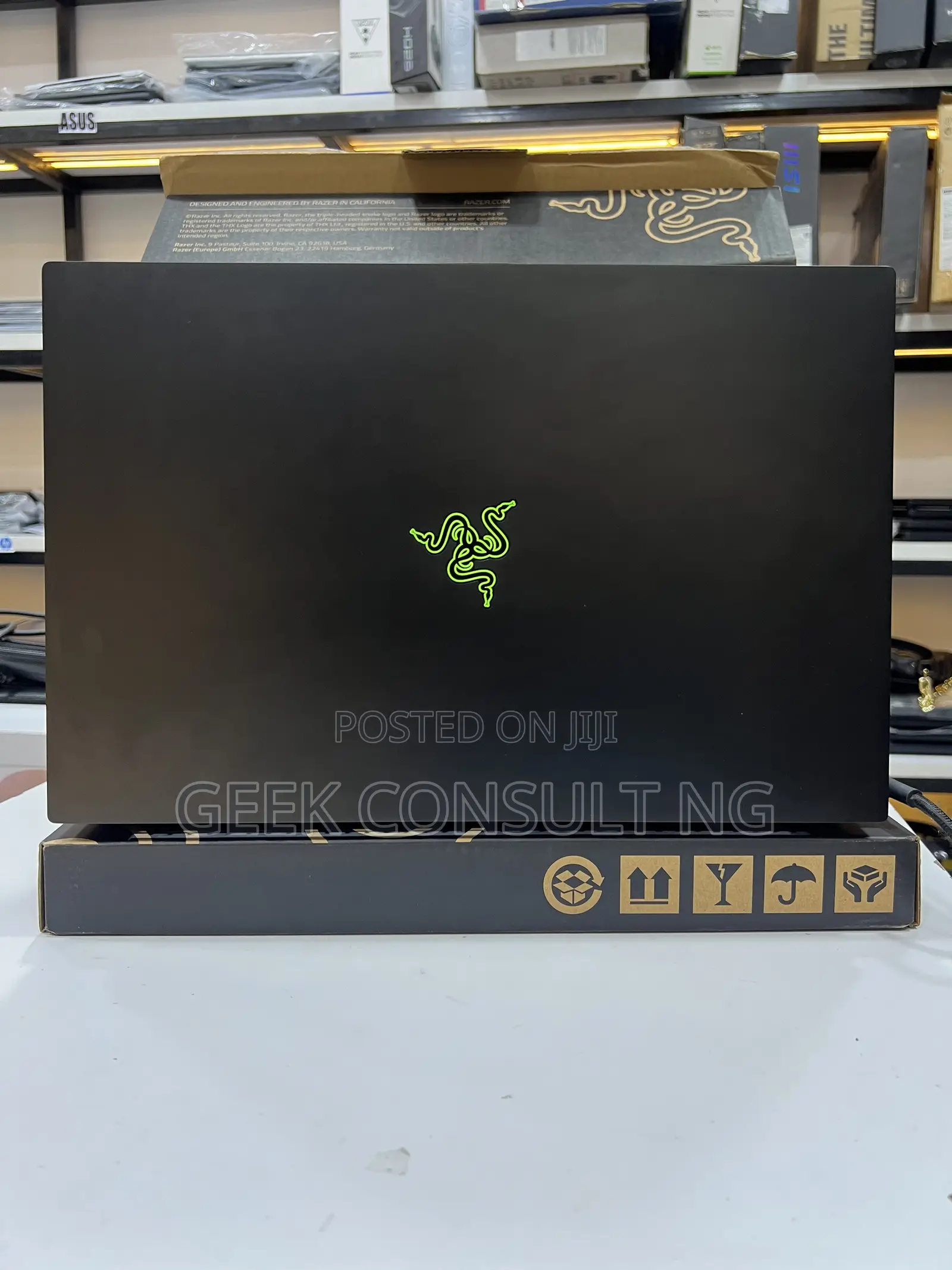 Laptop Razer Blade Advanced 16GB Intel Core i9 SSD 1T