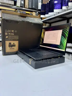 Laptop Razer Blade Advanced 16GB Intel Core i9 SSD 1T