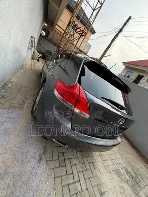 Toyota Venza 2010 Gray