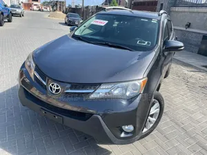 Toyota RAV4 2016 Gray