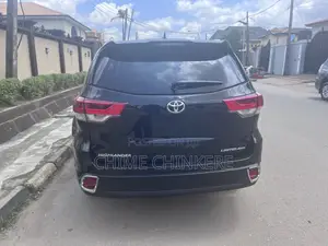 Toyota Highlander XLE 2019 Black