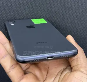 Apple iPhone XR 64 GB Black