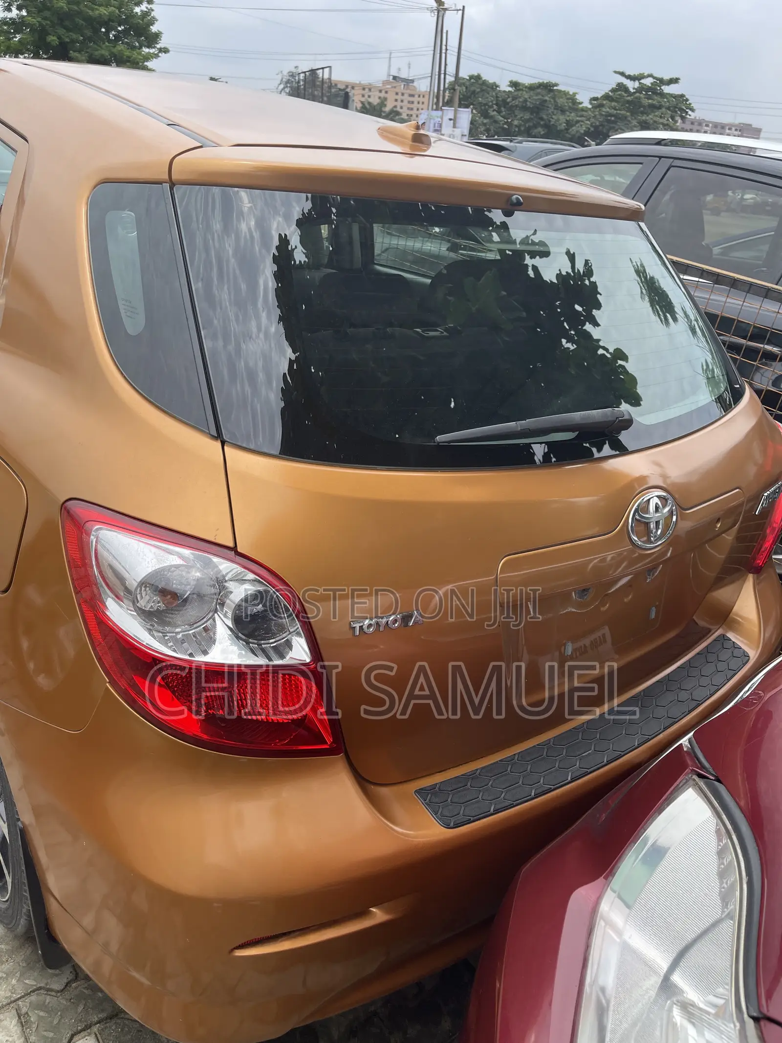 Toyota Matrix 2009 Orange