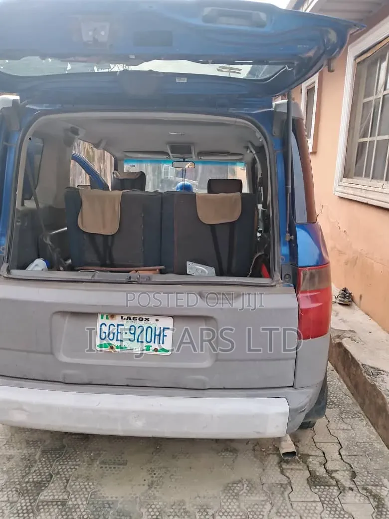 Honda Element 2010 Blue